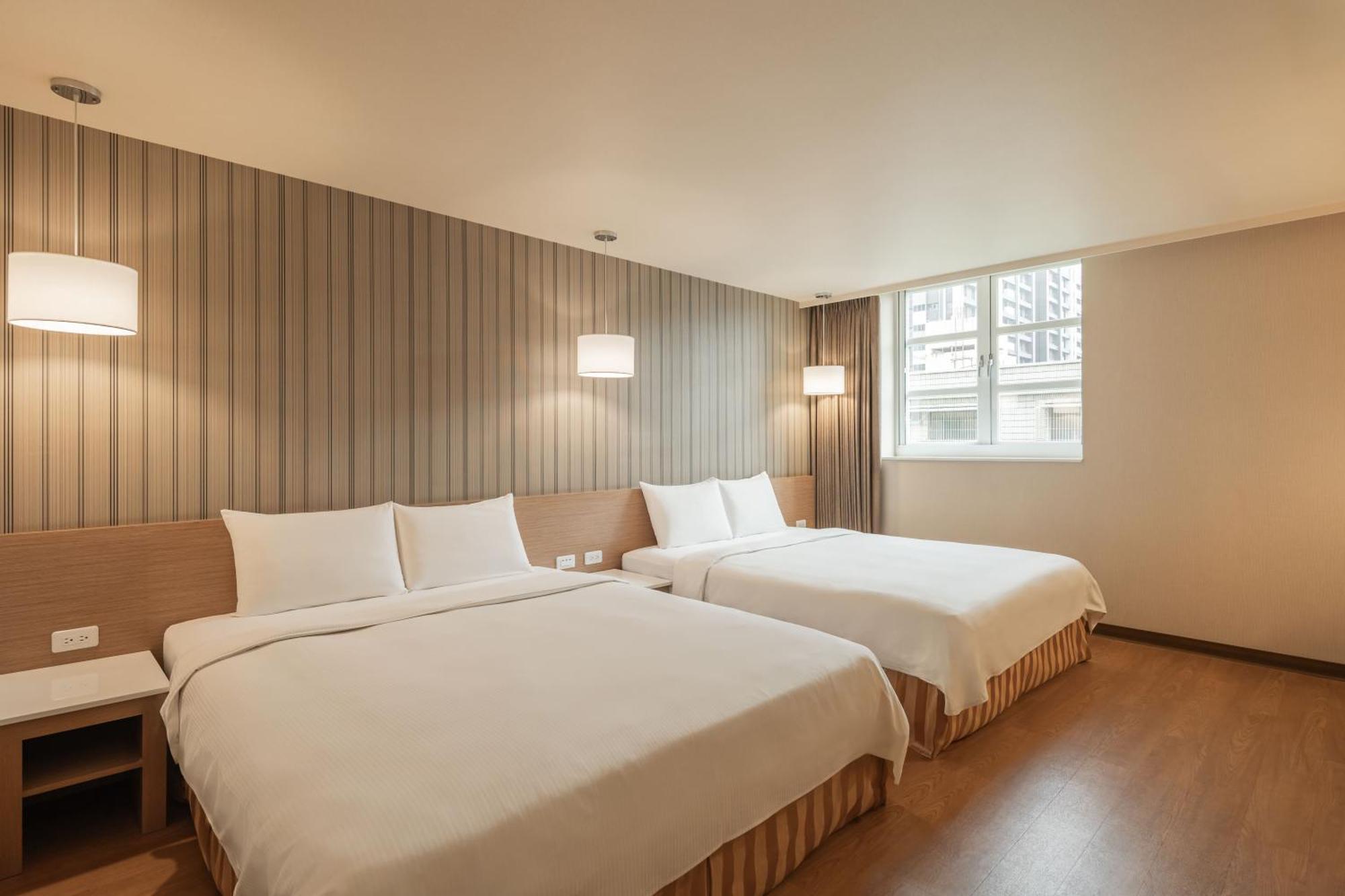 Kindness Hotel-Jue Ming Kaohsiung Kamer foto