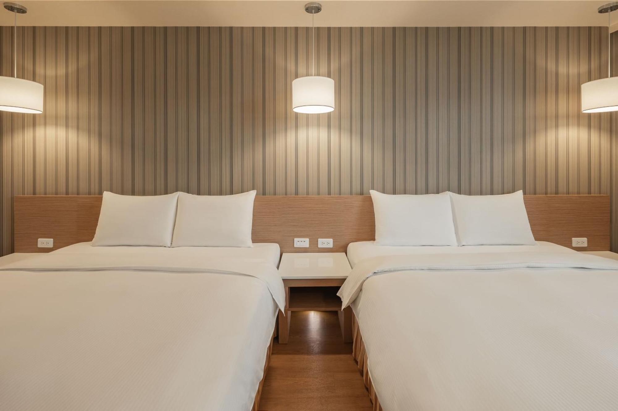 Kindness Hotel-Jue Ming Kaohsiung Kamer foto